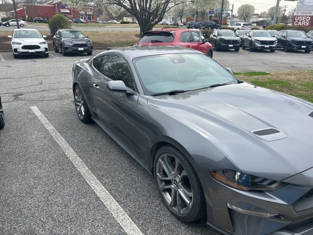 Used 2021 Ford Mustang Premium w/ Equipment Group 201A image 4