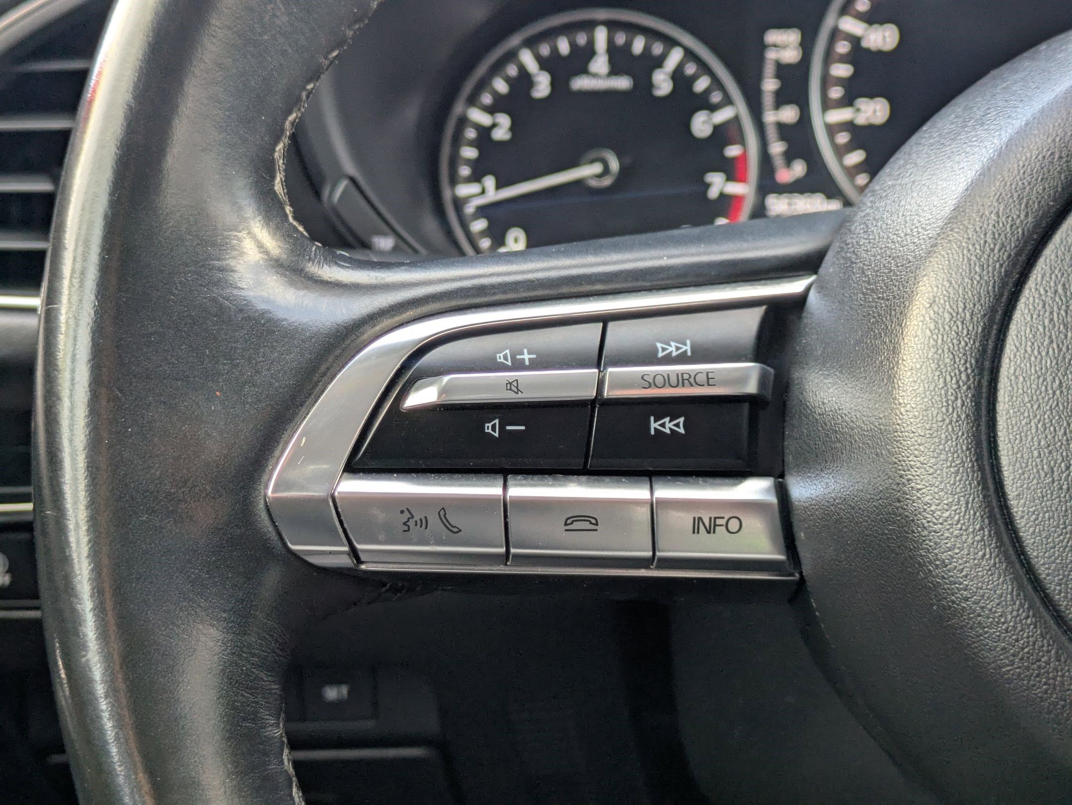 Used 2021 MAZDA MAZDA3 s image 14