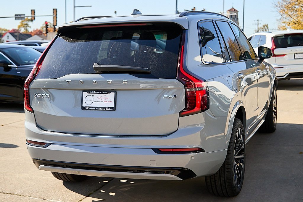 New 2026 Volvo XC90 B6 Ultra w/ Protection Package image 9