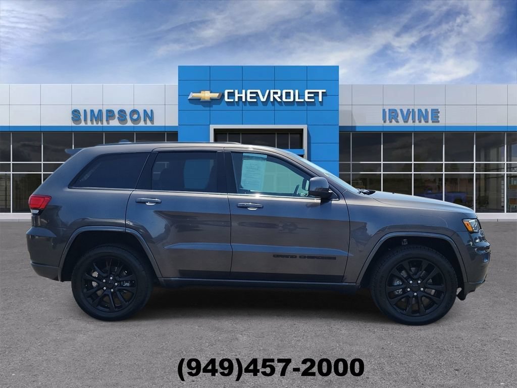 Used 2021 Jeep Grand Cherokee Laredo X AWD/4WD image 9