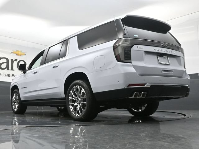 New 2026 Chevrolet Suburban High Country AWD/4WD image 5