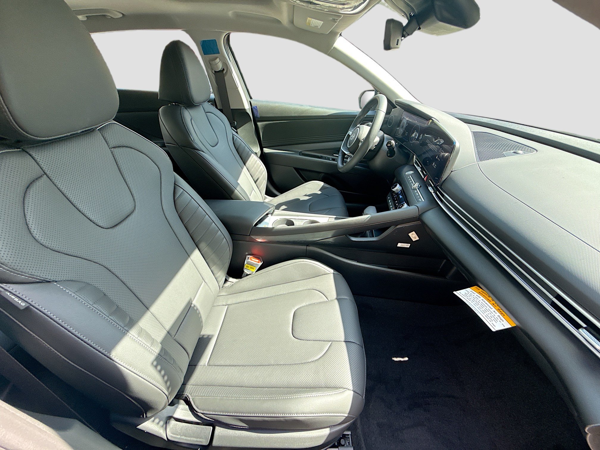 New 2026 Hyundai Elantra Limited FWD image 20