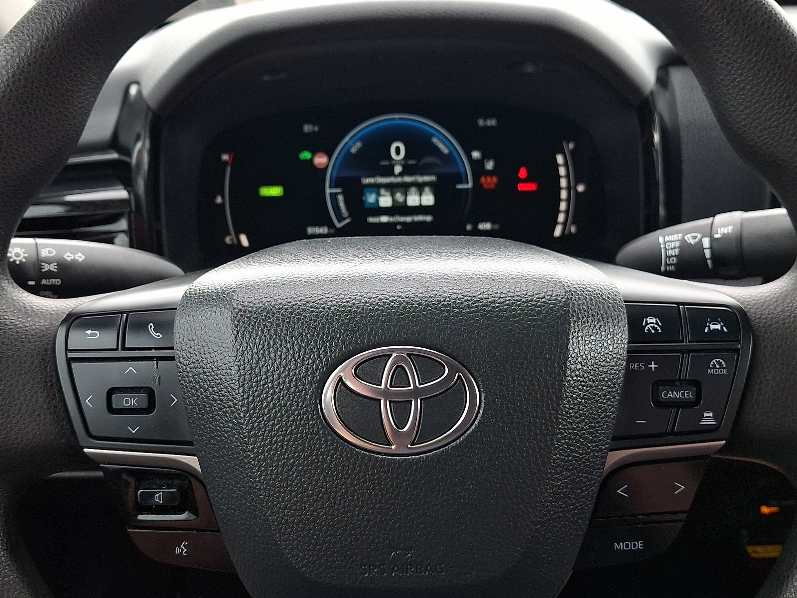 Certified 2025 Toyota Camry LE FWD image 18
