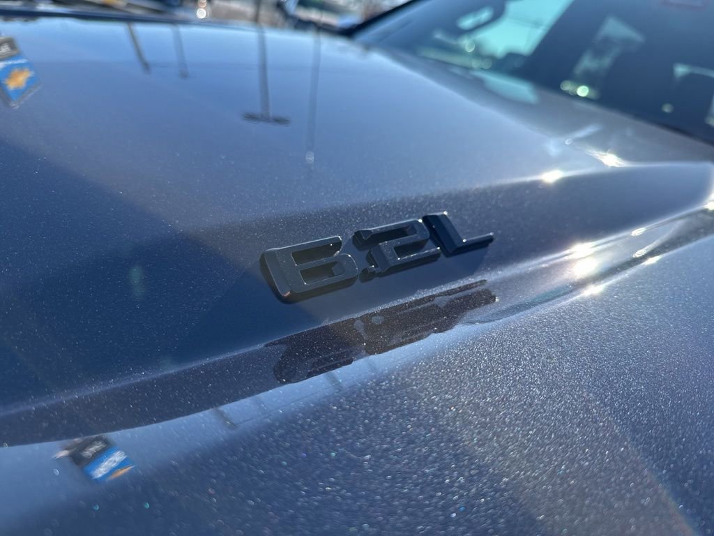 Used 2023 Chevrolet Silverado 1500 High Country w/ High Country Premium Package image 9