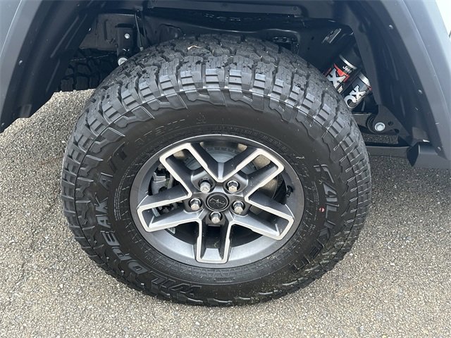 New 2025 Jeep Gladiator Mojave w/ Convenience Group image 17