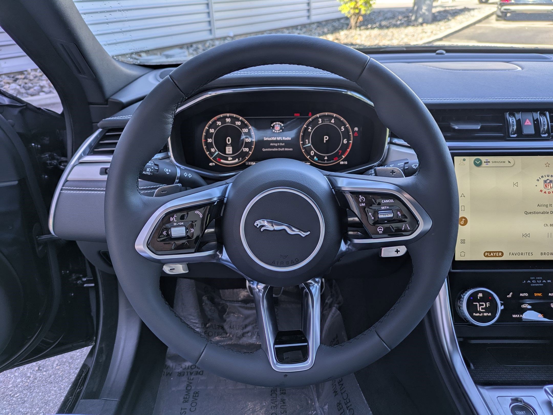 Used 2024 Jaguar XF R-Dynamic SE AWD/4WD image 18