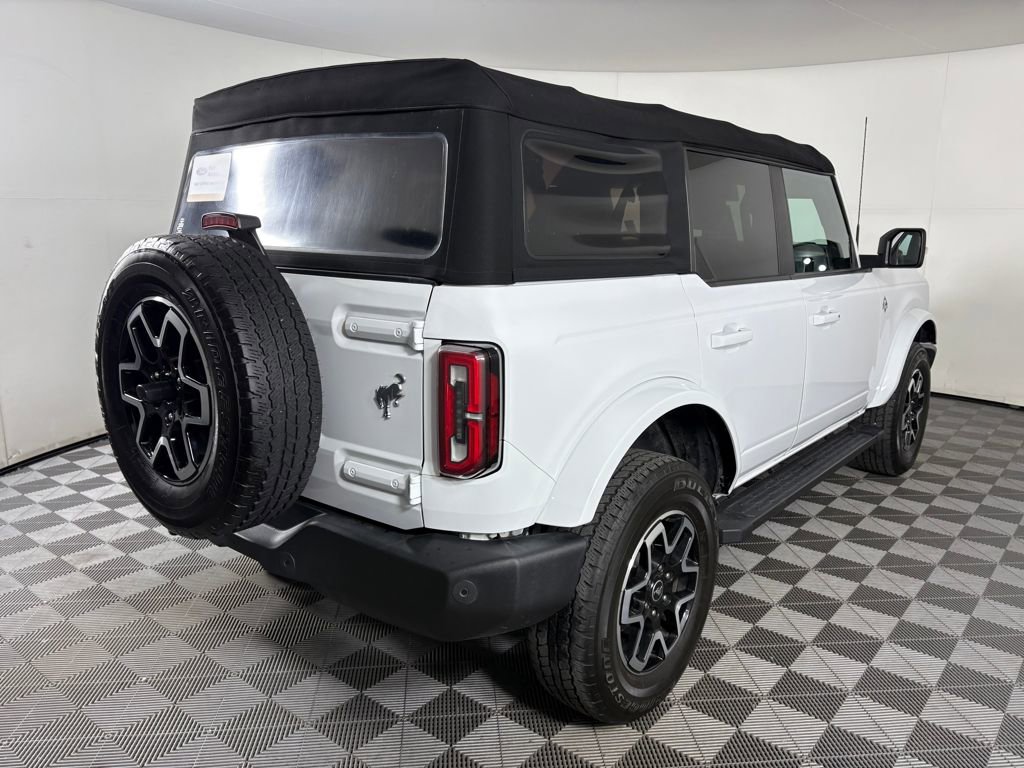 Used 2022 Ford Bronco Outer Banks AWD/4WD image 7