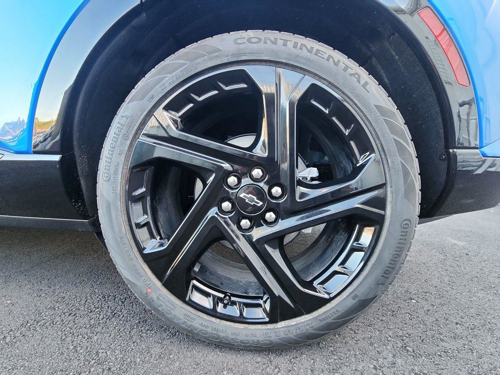 New 2026 Chevrolet Equinox EV RS image 9