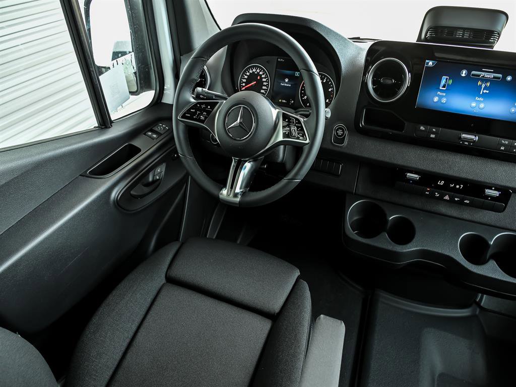 New 2025 Mercedes-Benz Sprinter 2500 image 6