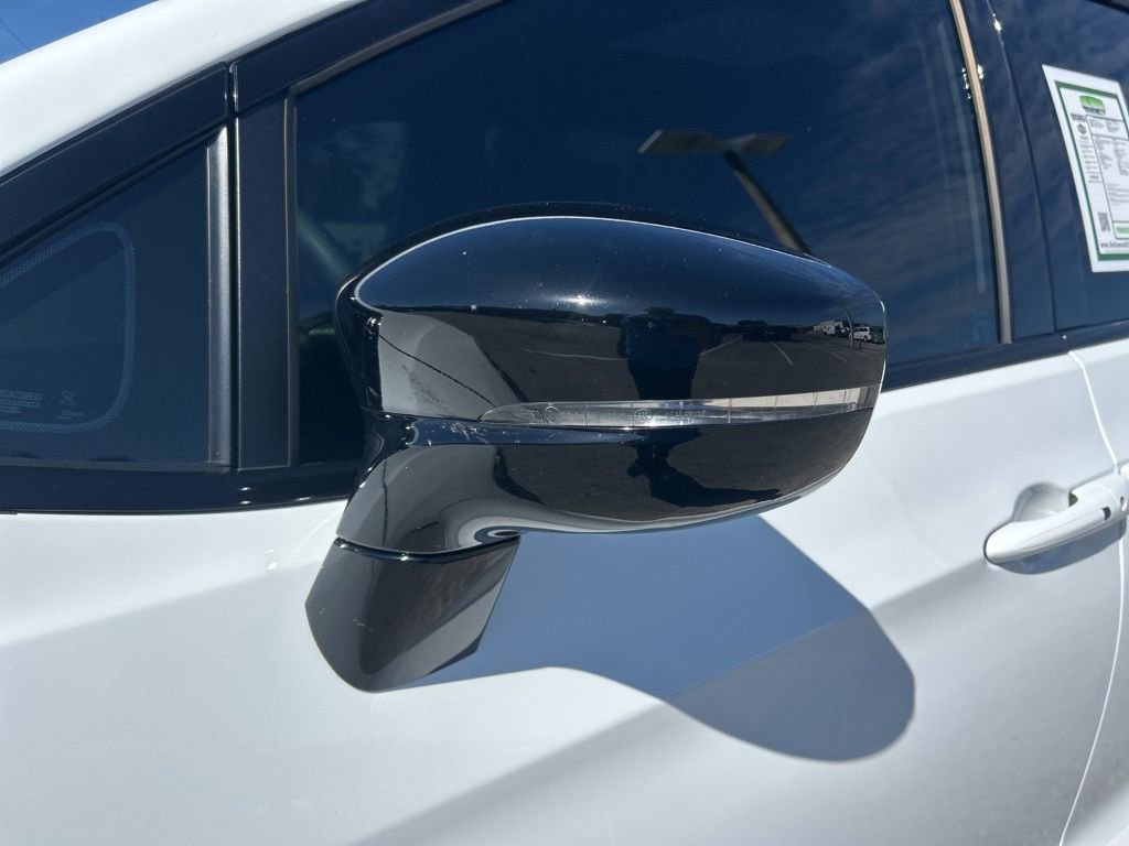 Used 2024 Chrysler Pacifica Limited w/ S Appearance Package image 18