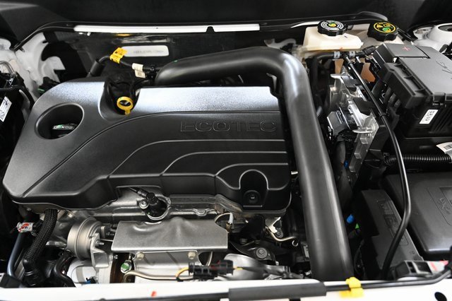 Used 2024 GMC Terrain Denali w/ Denali Premium Package image 32