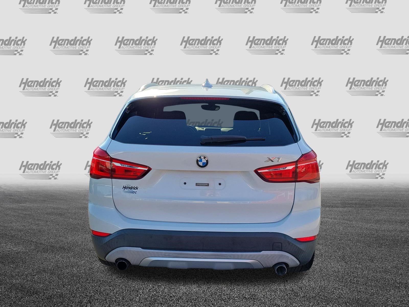 Used 2017 BMW X1 xDrive28i AWD/4WD image 6