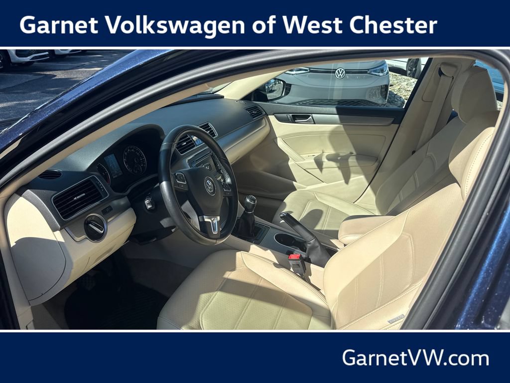 Used 2015 Volkswagen Passat TDI SE FWD image 9