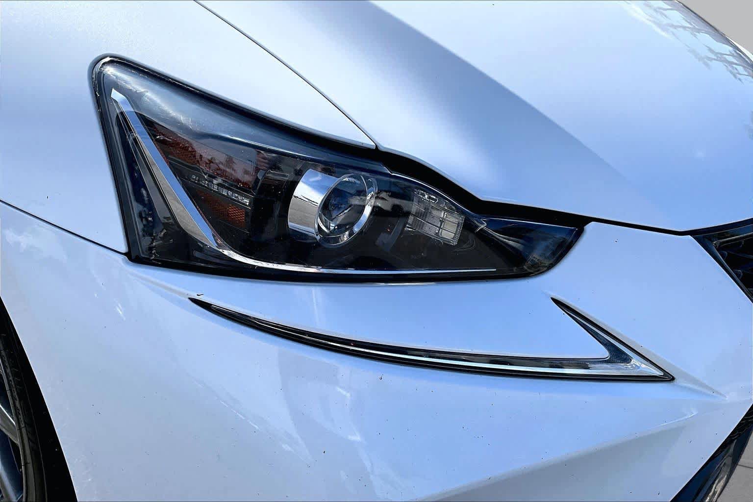 Used 2017 Lexus IS 200t F Sport w/ F Sport Package RWD image 26