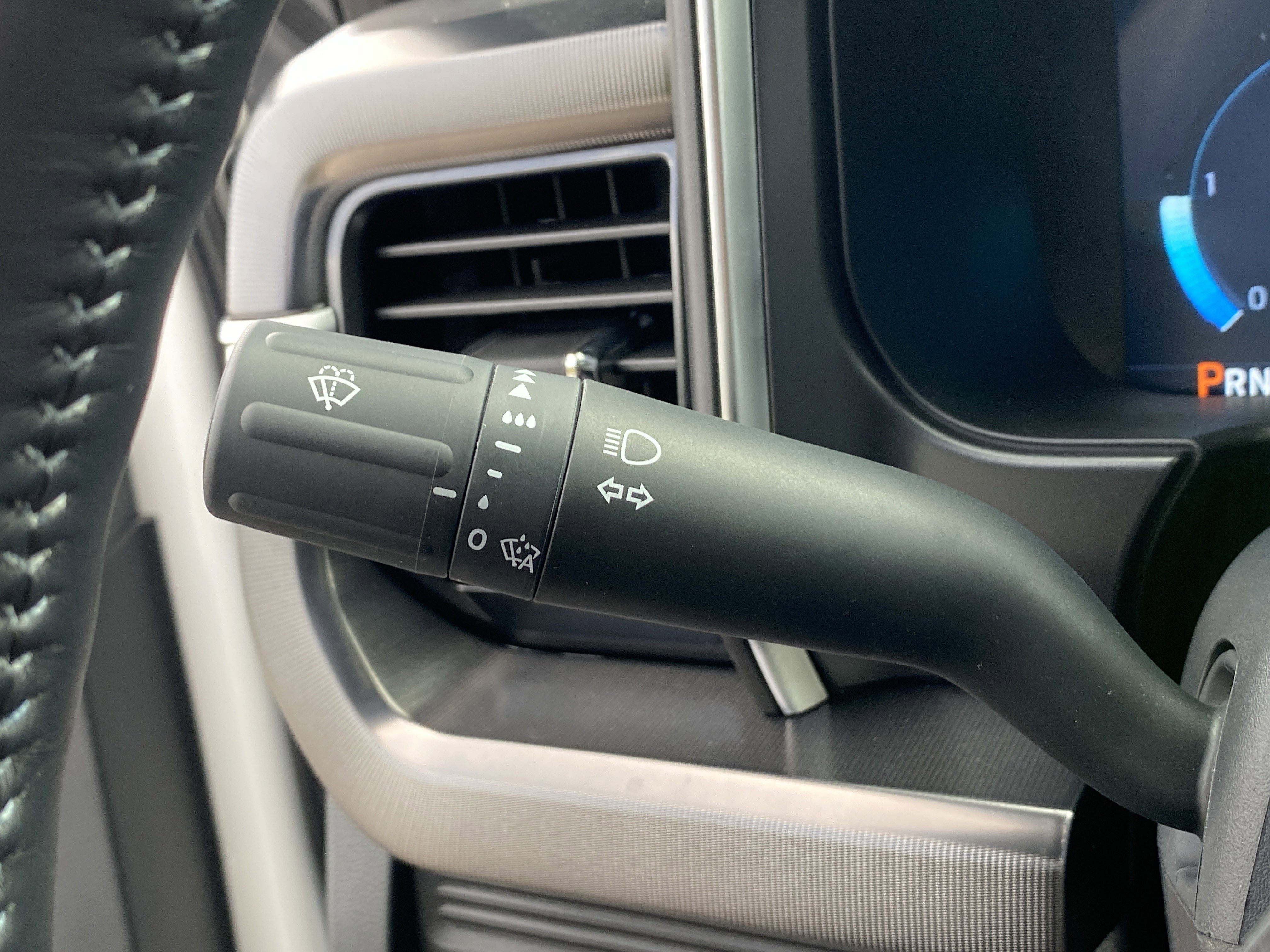 Used 2026 Ford F450 Platinum w/ FX4 Off-Road Package image 73