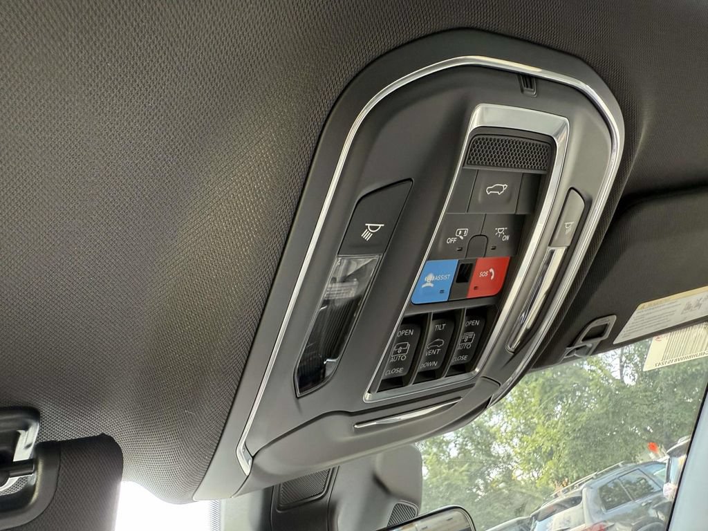 New 2027 Jeep Grand Cherokee Limited AWD/4WD image 29