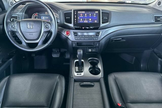 Used 2017 Honda Ridgeline RTL-T image 13
