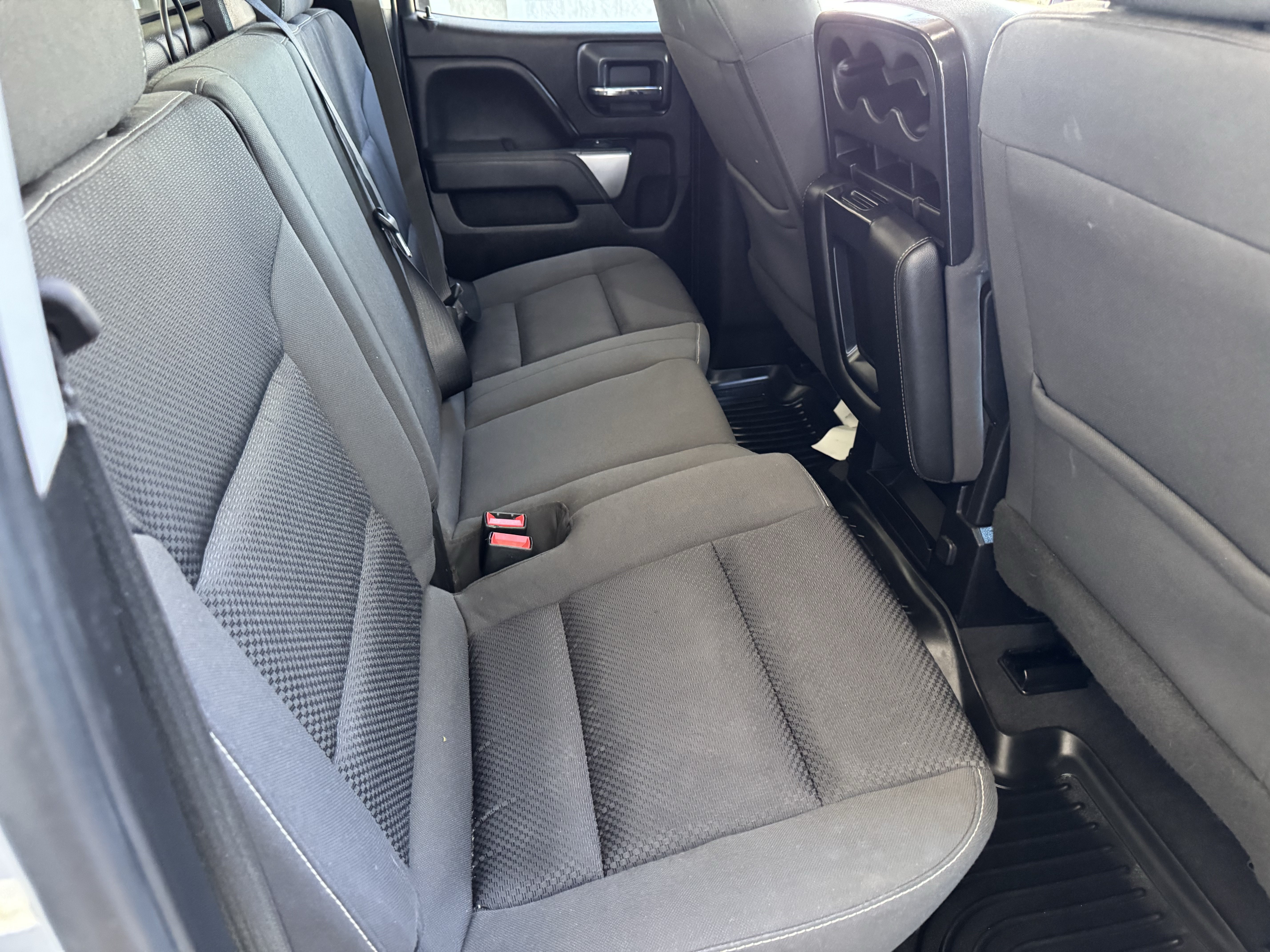 Used 2019 Chevrolet Silverado 1500 LT AWD/4WD image 19
