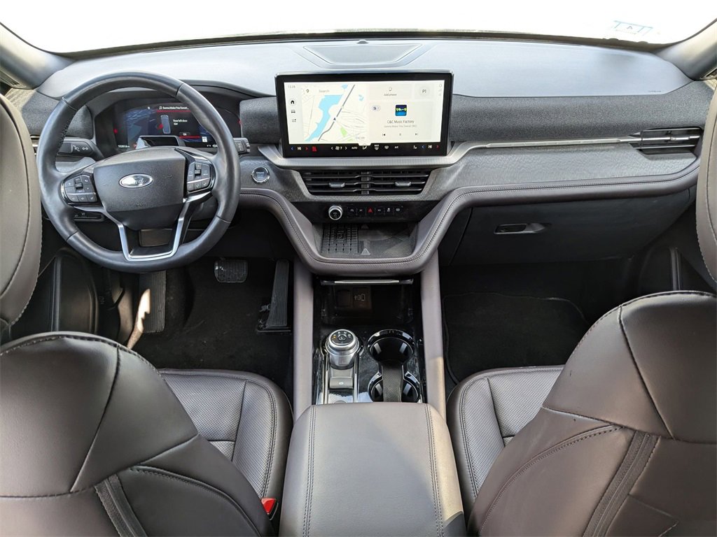 Used 2025 Ford Explorer Platinum w/ LUX Leather Package image 34