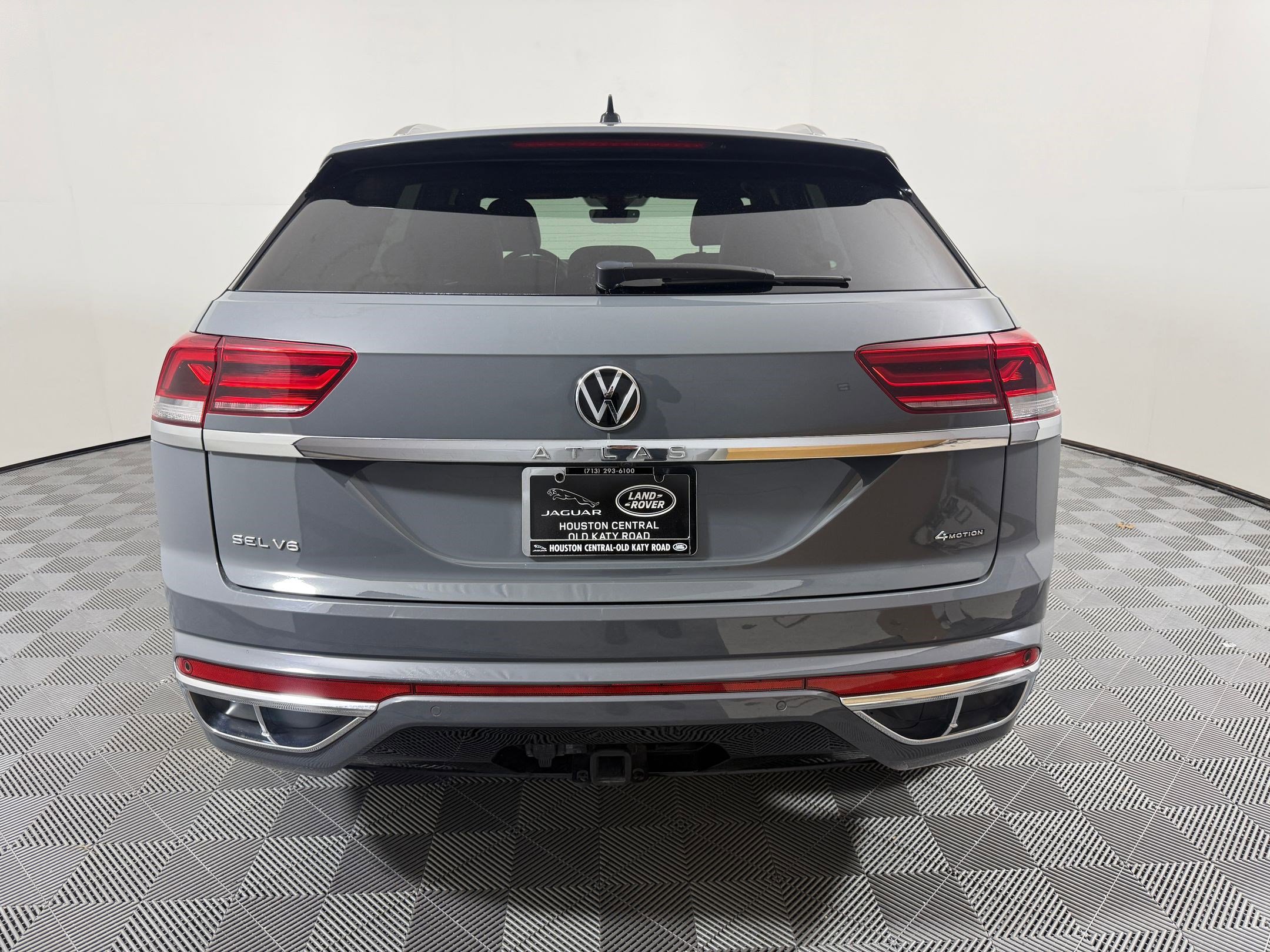 Used 2023 Volkswagen Atlas Cross Sport SEL Premium R-Line image 9