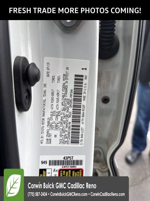 Used 2019 Toyota Tacoma TRD Sport w/ TRD Premium Sport Package image 9