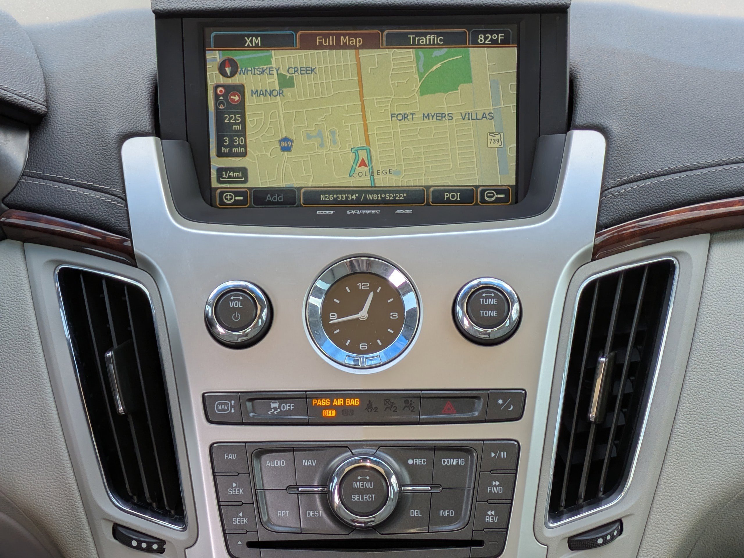 Used 2010 Cadillac CTS Premium image 14