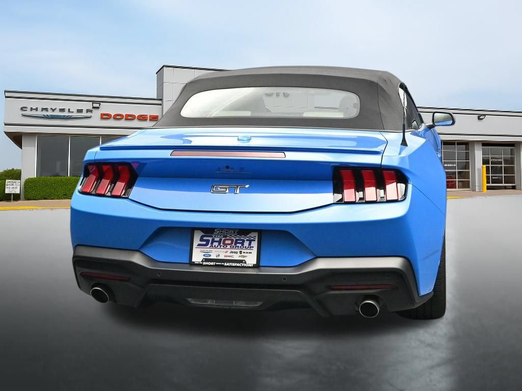 Used 2024 Ford Mustang GT Premium RWD image 4