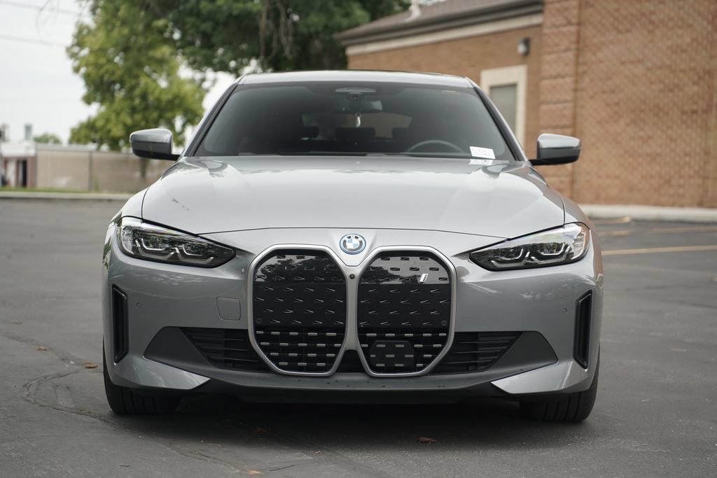 Certified 2023 BMW i4 eDrive40 RWD image 9
