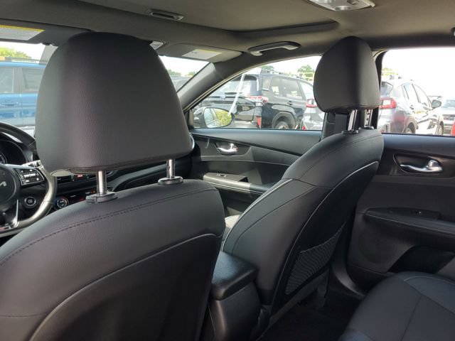 Used 2023 Kia Forte GT-Line w/ GT-Line Premium Package FWD image 11
