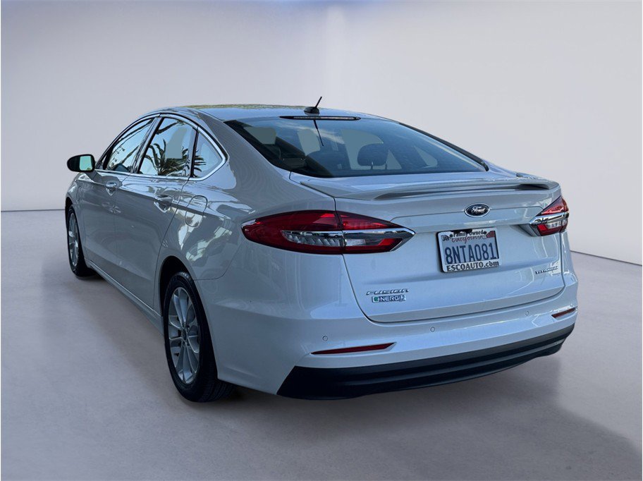 Used 2019 Ford Fusion Energi Titanium FWD image 4