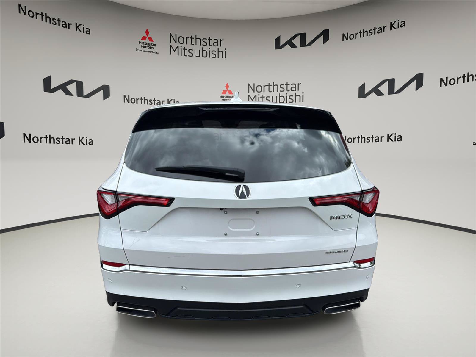 Used 2024 Acura MDX SH-AWD w/ Technology Package image 6