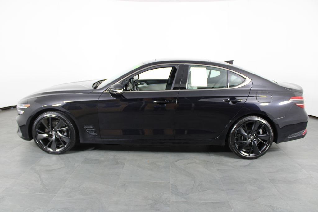 Used 2023 Genesis G70 2.0T w/ Sport Prestige Package AWD/4WD image 10