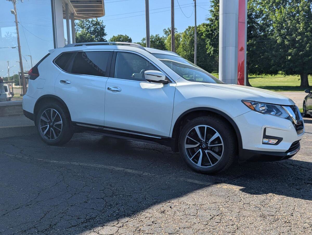 Used 2020 Nissan Rogue SL FWD image 6