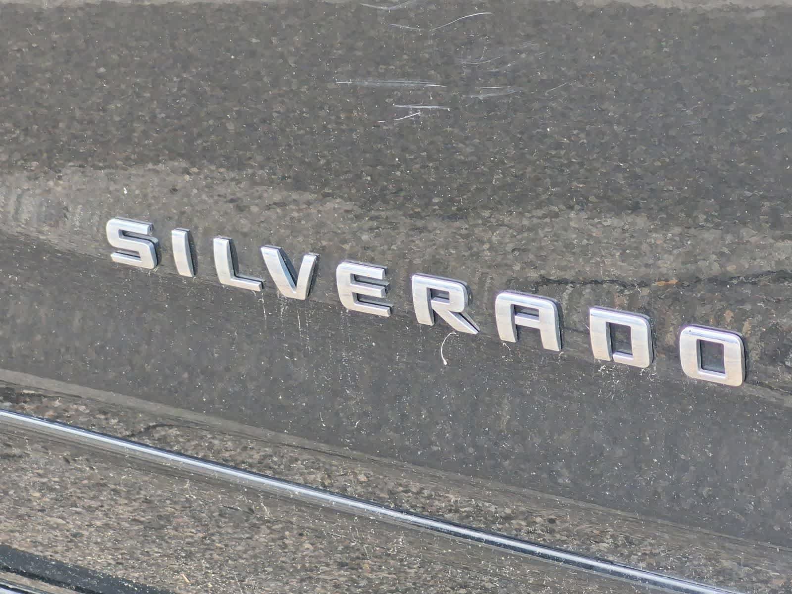 Used 2017 Chevrolet Silverado 1500 LT w/ All Star Edition AWD/4WD image 13