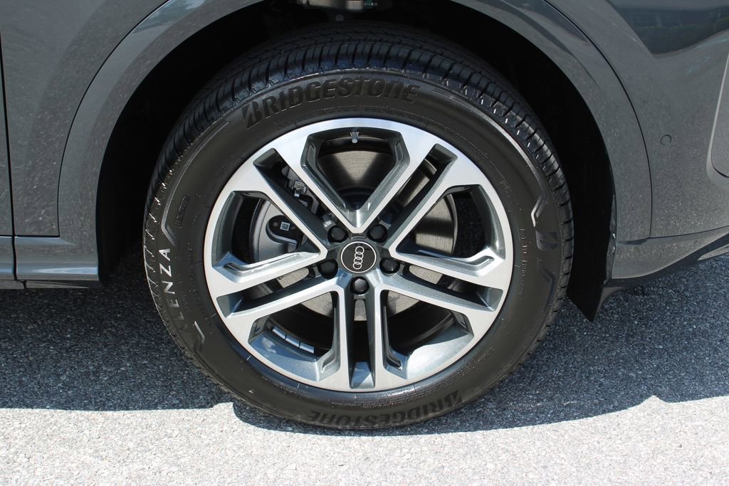 Certified 2025 Audi Q5 Premium Plus w/ Premium Plus image 35