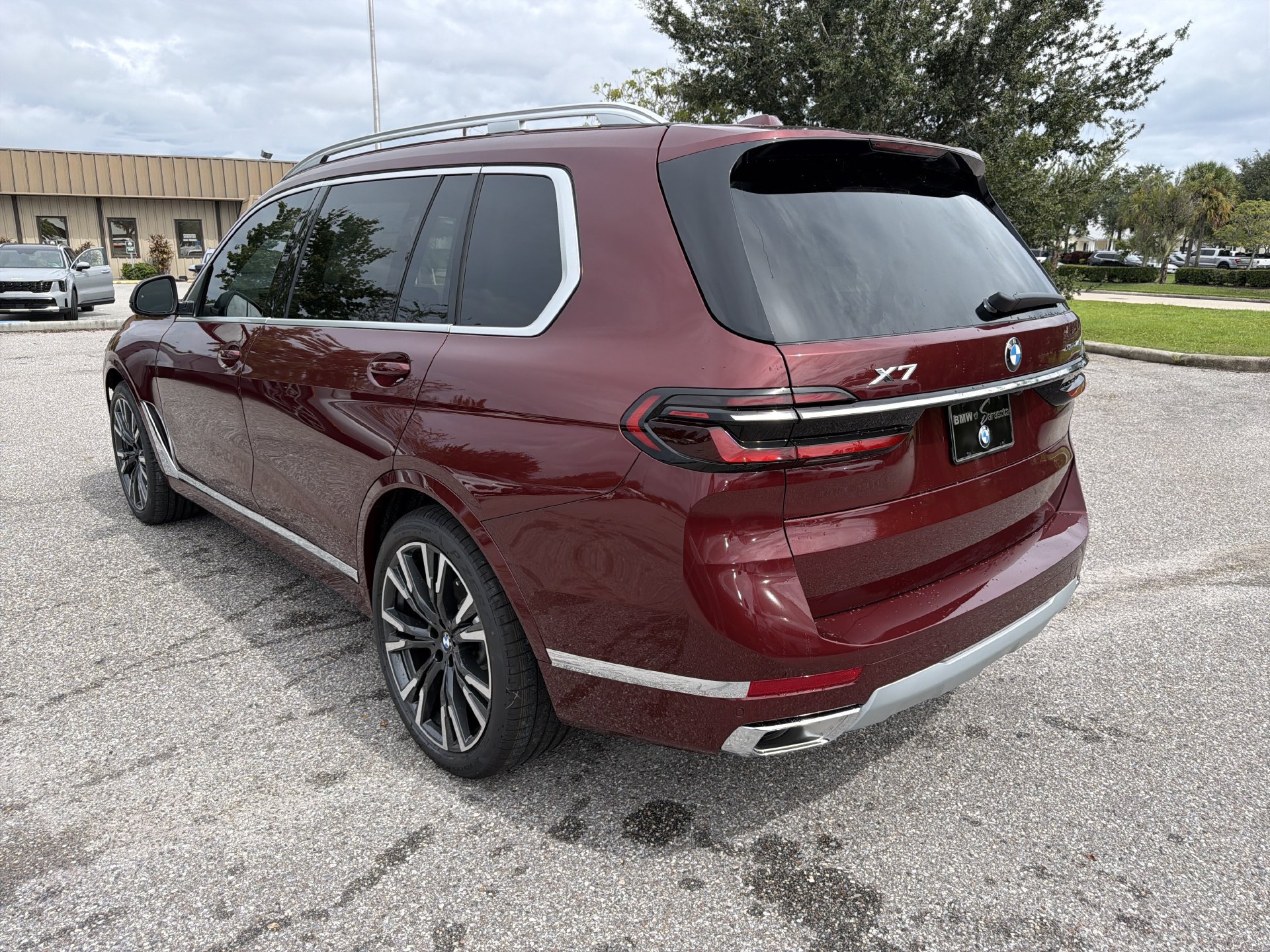 New 2027 BMW X7 xDrive40i AWD/4WD image 6