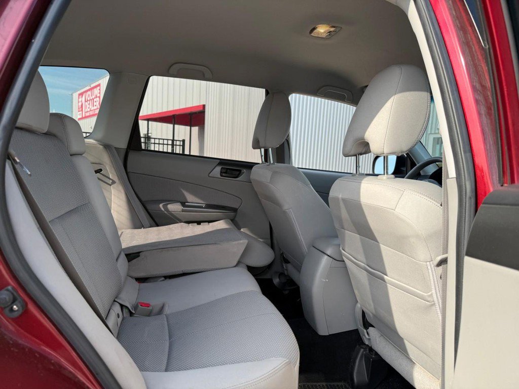 Used 2011 Subaru Forester 2.5X image 12