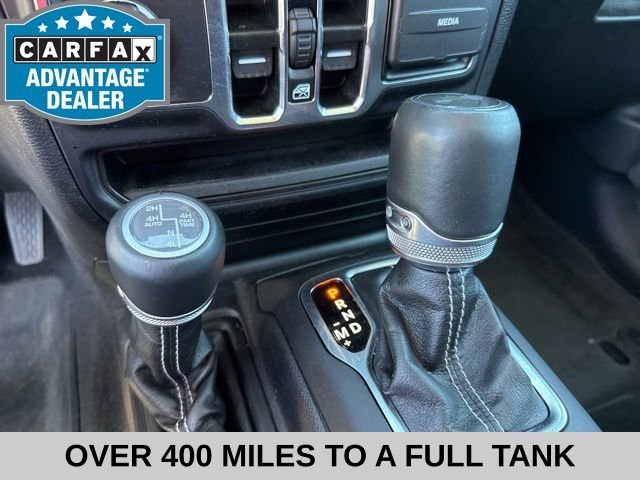 Used 2023 Jeep Wrangler Unlimited Sahara AWD/4WD image 7