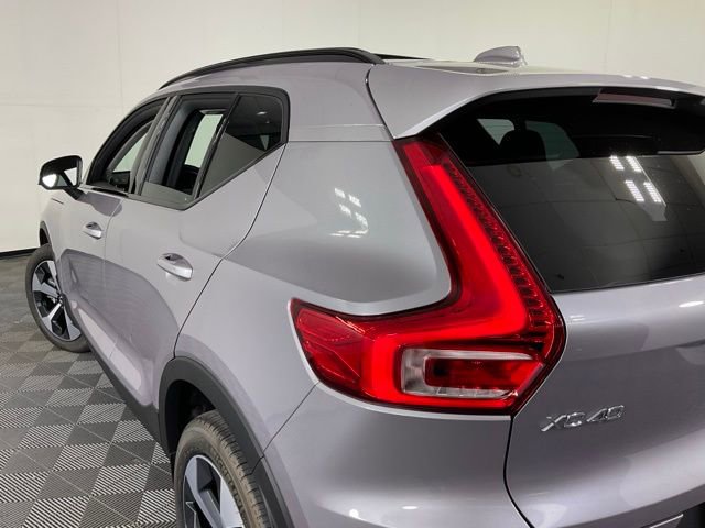 New 2026 Volvo XC40 B5 Plus w/ Protection Package Premier image 41