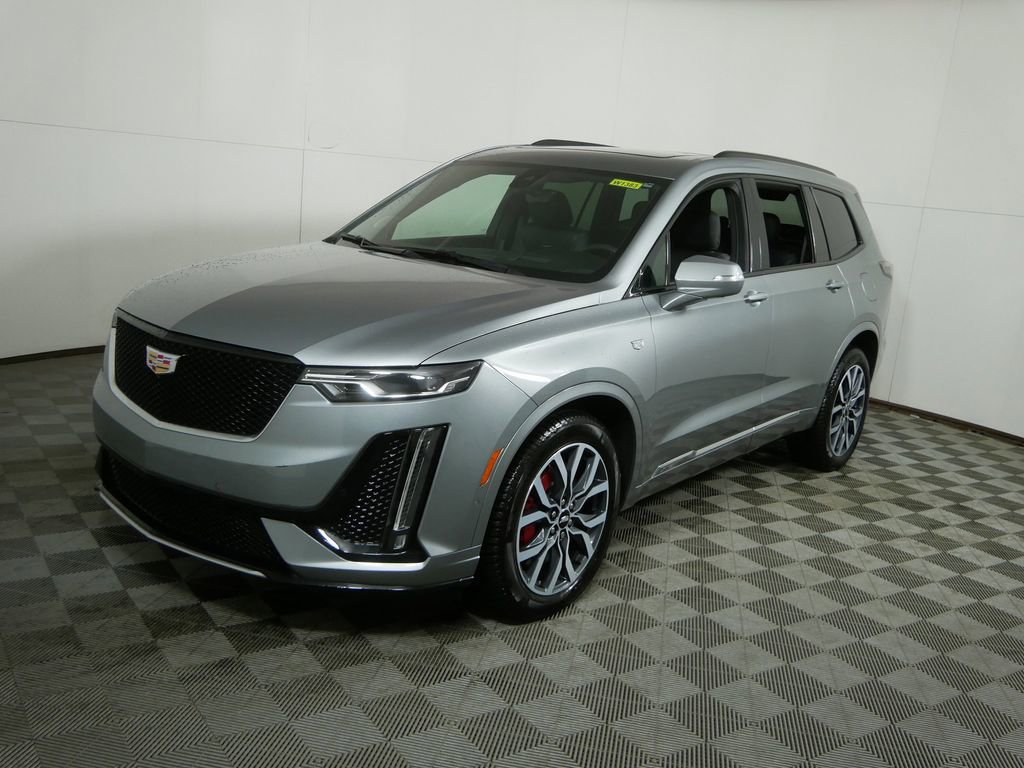 Used 2024 Cadillac XT6 Sport image 7