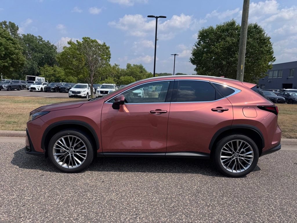 Certified 2025 Lexus NX 350 AWD w/ Premium Package image 5