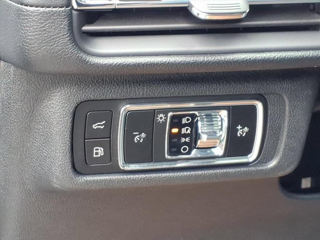 New 2026 Lincoln Corsair Grand Touring AWD/4WD image 19