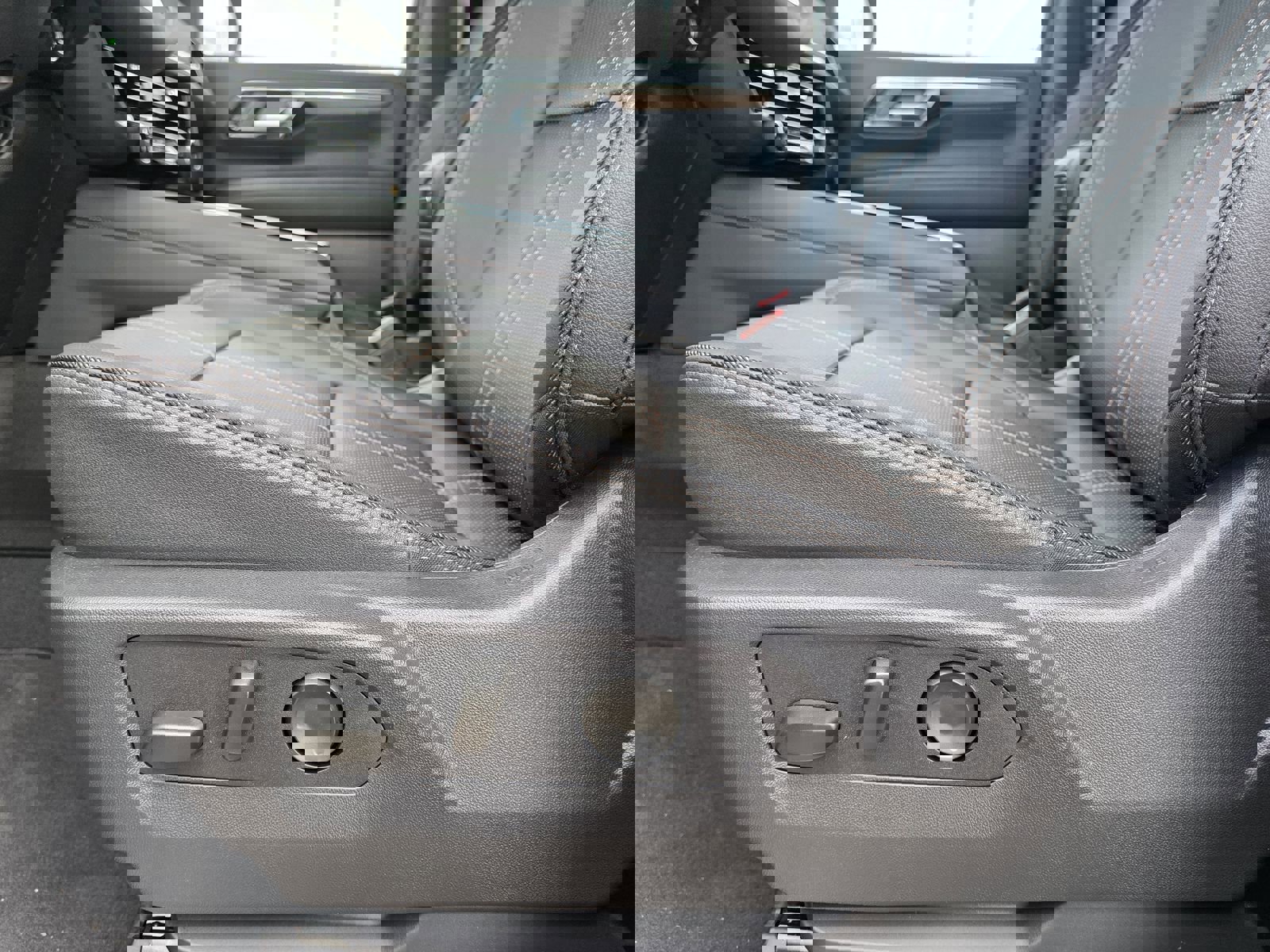 New 2026 Chevrolet Tahoe High Country image 15