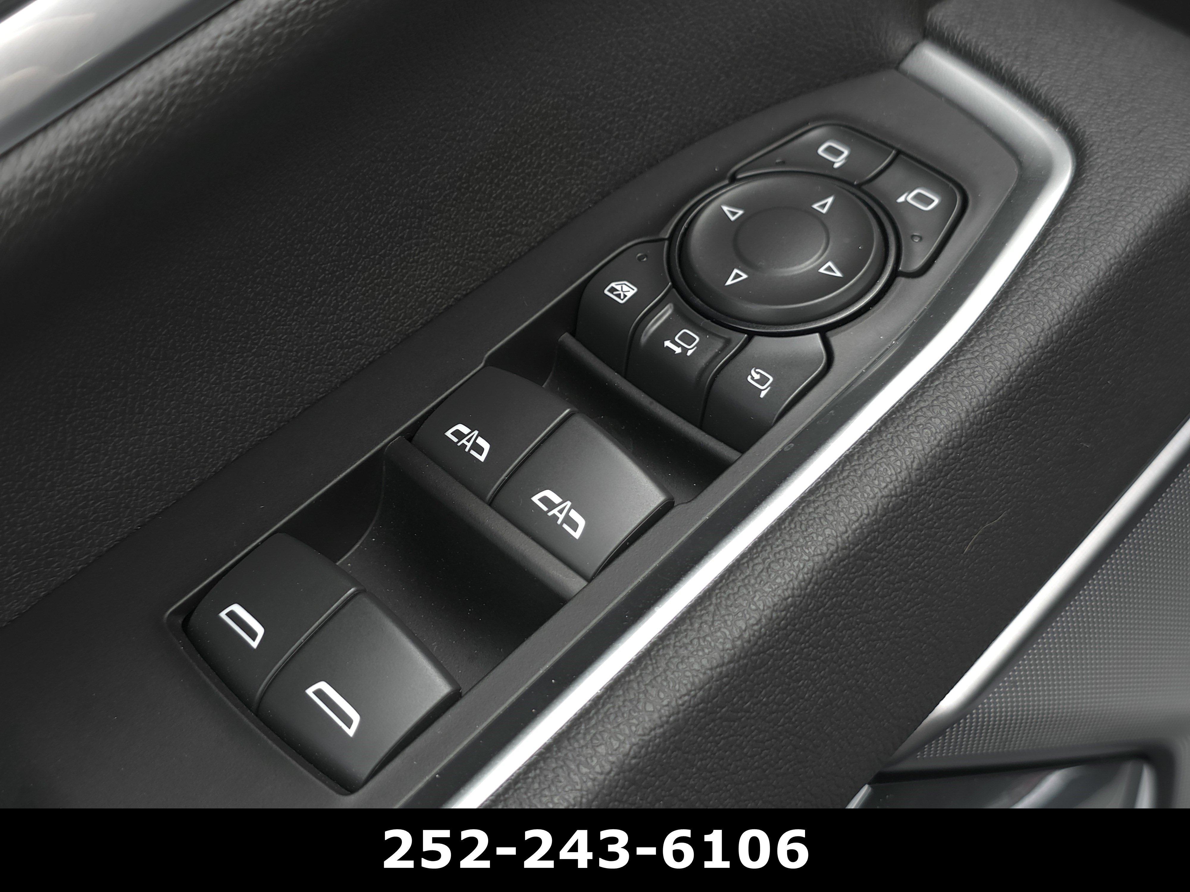 Used 2026 Chevrolet Silverado 2500 High Country w/ High Country Premium Package AWD/4WD image 27