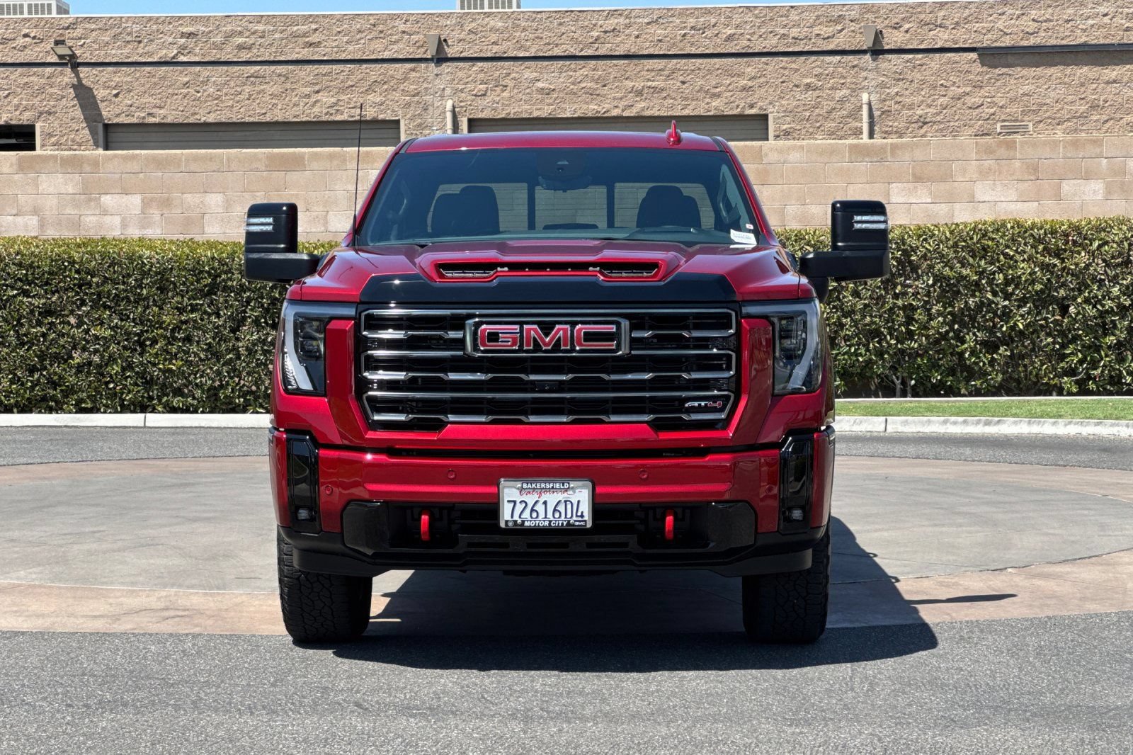 Certified 2025 GMC Sierra 2500 AT4 w/ AT4 Premium Plus Package AWD/4WD image 9