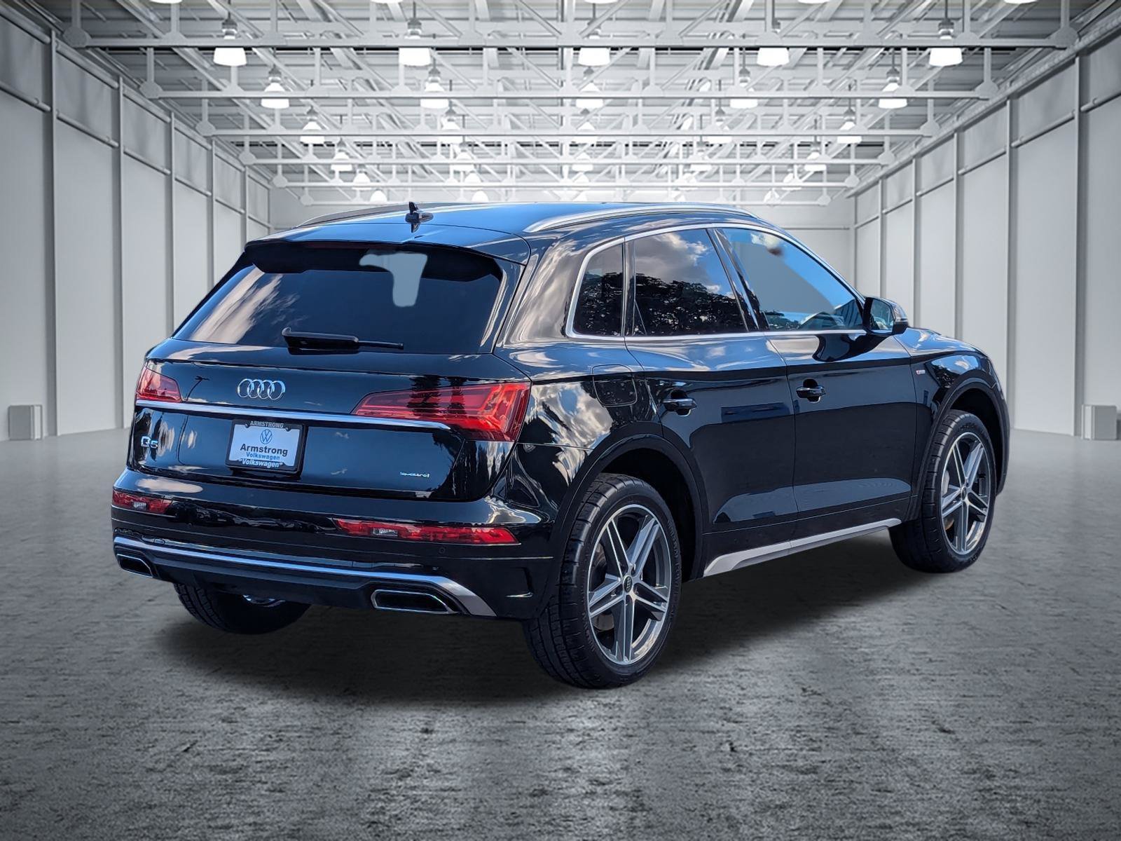 Used 2023 Audi Q5 e Premium w/ Convenience Package AWD/4WD image 5