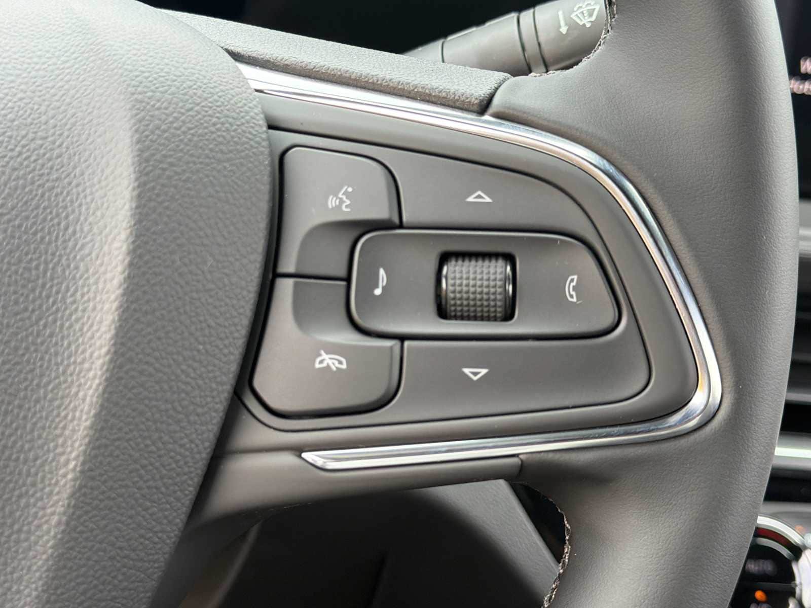New 2026 Buick Envista Sport Touring w/ Convenience I Package FWD image 10