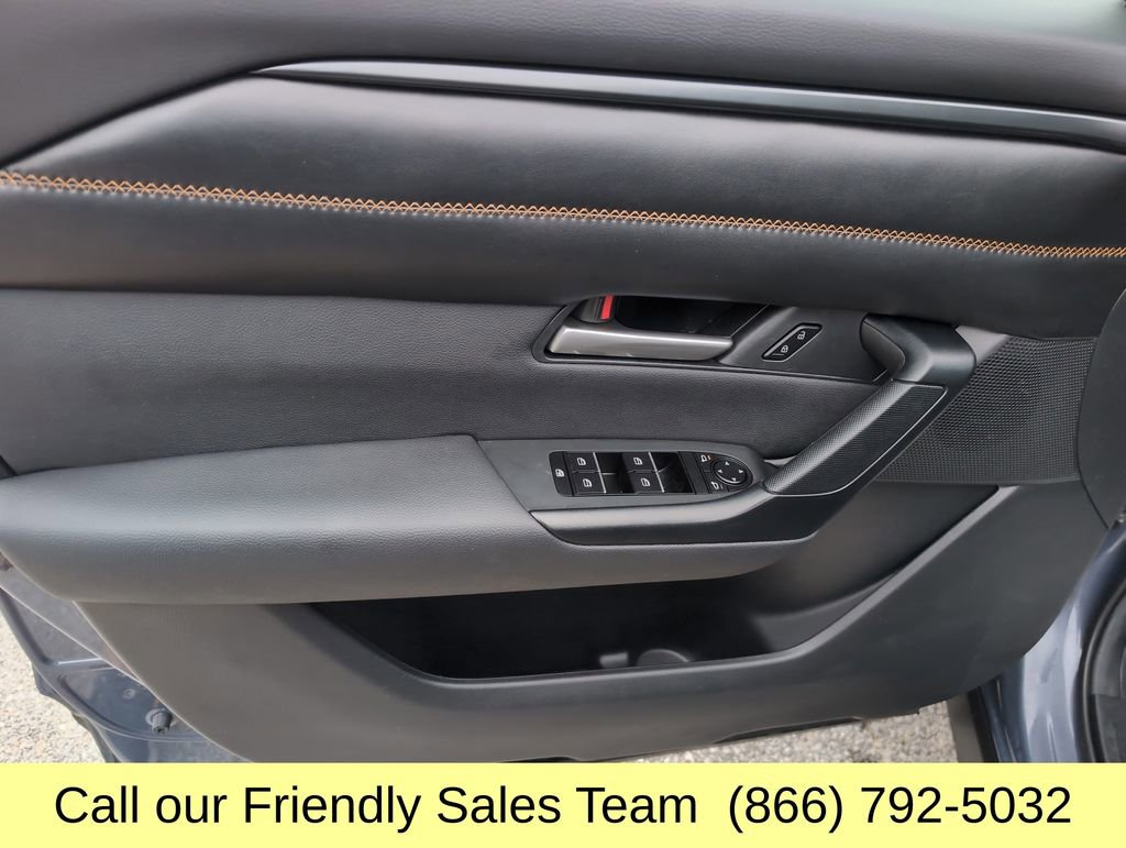 Used 2025 MAZDA CX-50 AWD 2.5 Hybrid w/ Premium Pkg image 11