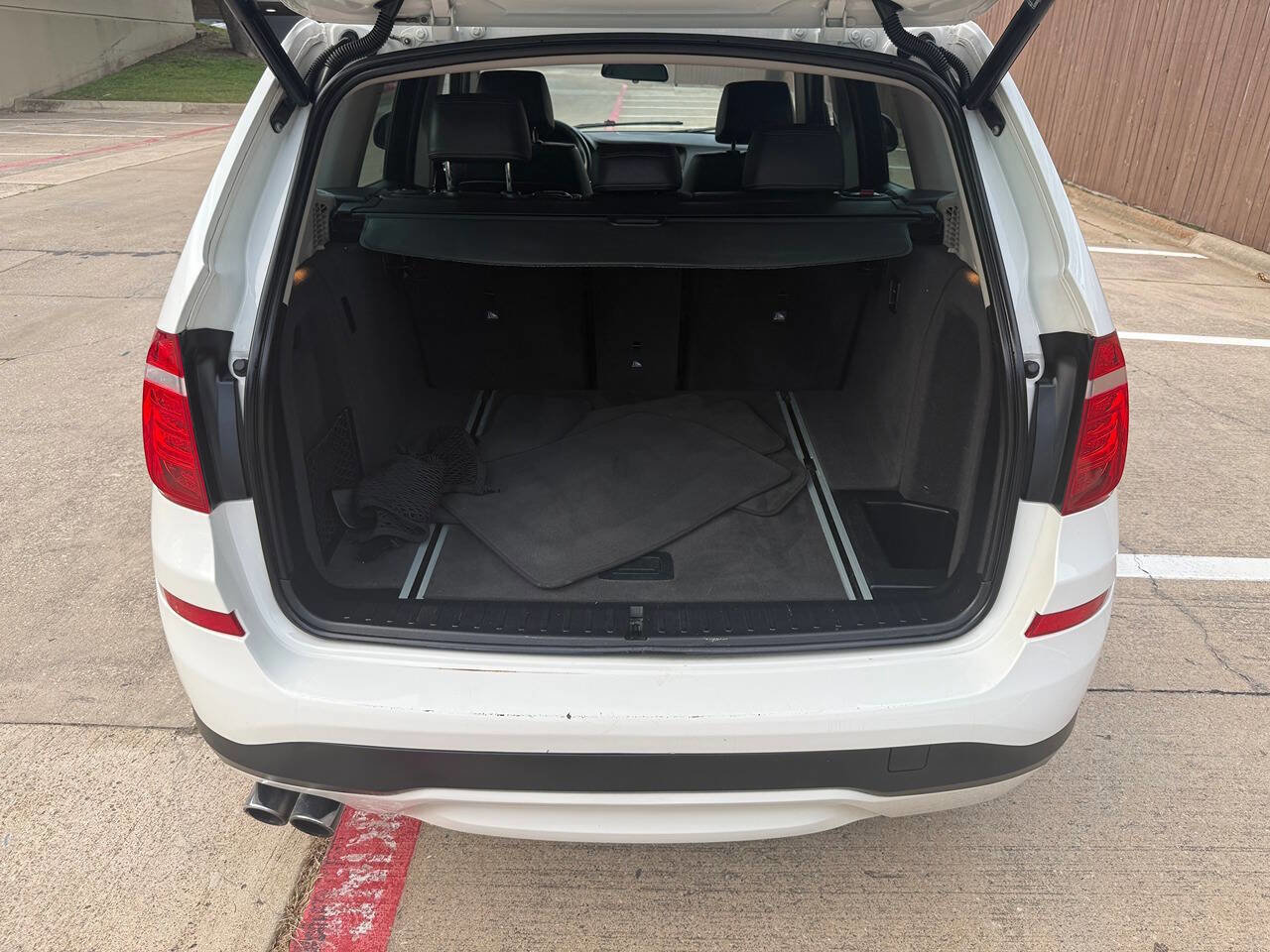 Used 2017 BMW X3 sDrive28i RWD image 40
