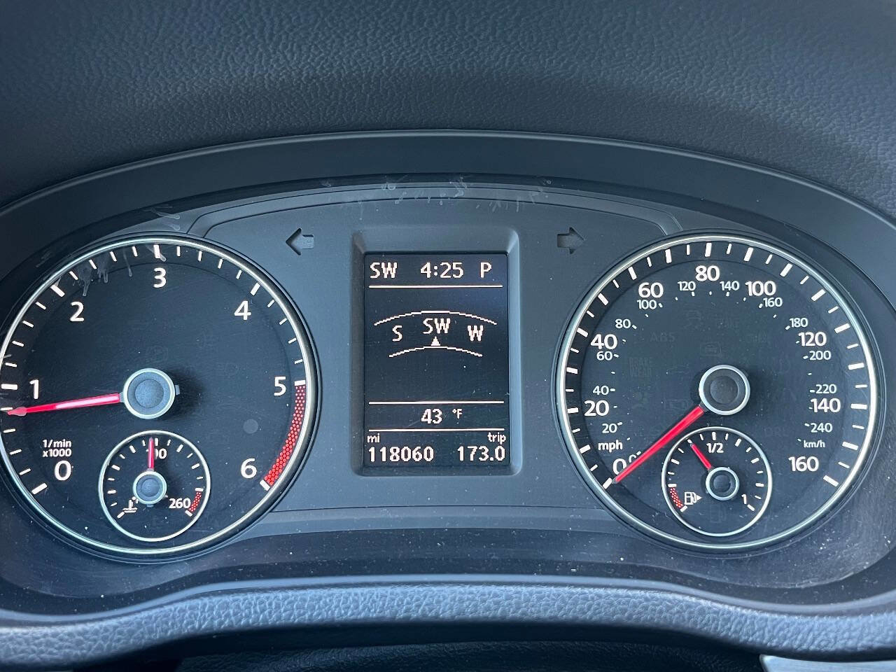 Used 2014 Volkswagen Passat TDI SE image 15